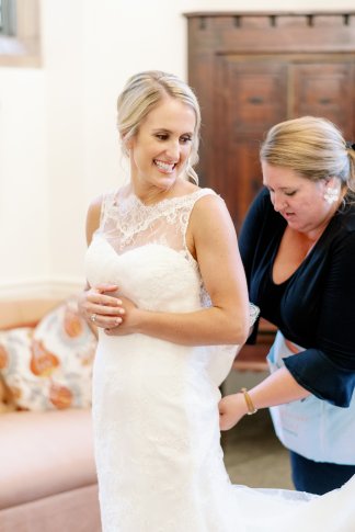 View More: https://kelseynelson.pass.us/sheehan-wedding